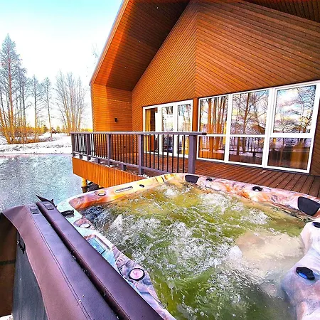 Zupe Dream House With Jacuzzi And Sauna Villa *