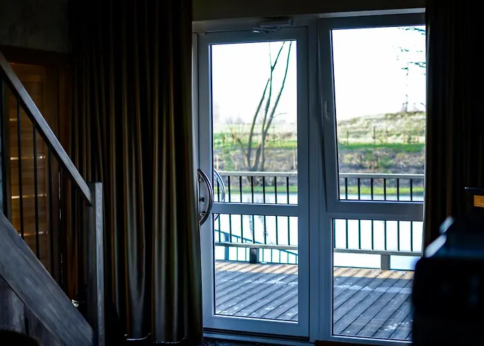 Zupe Dream House With Jacuzzi And Sauna *